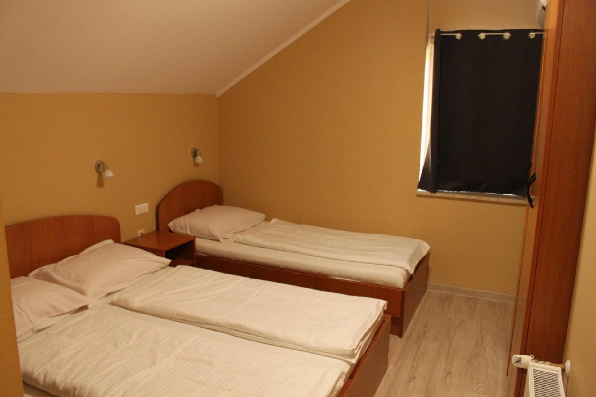 Guesthouse Rezekov Podrum Jastrebarsko Luaran gambar