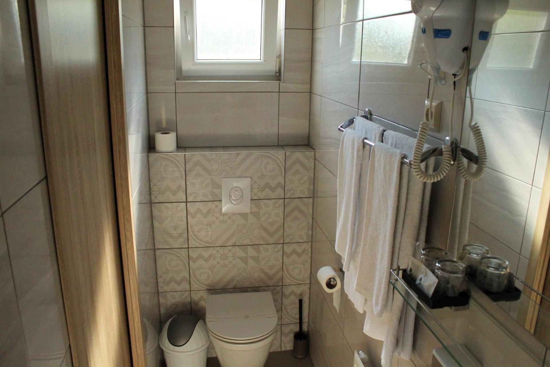 Guesthouse Rezekov Podrum Jastrebarsko Luaran gambar