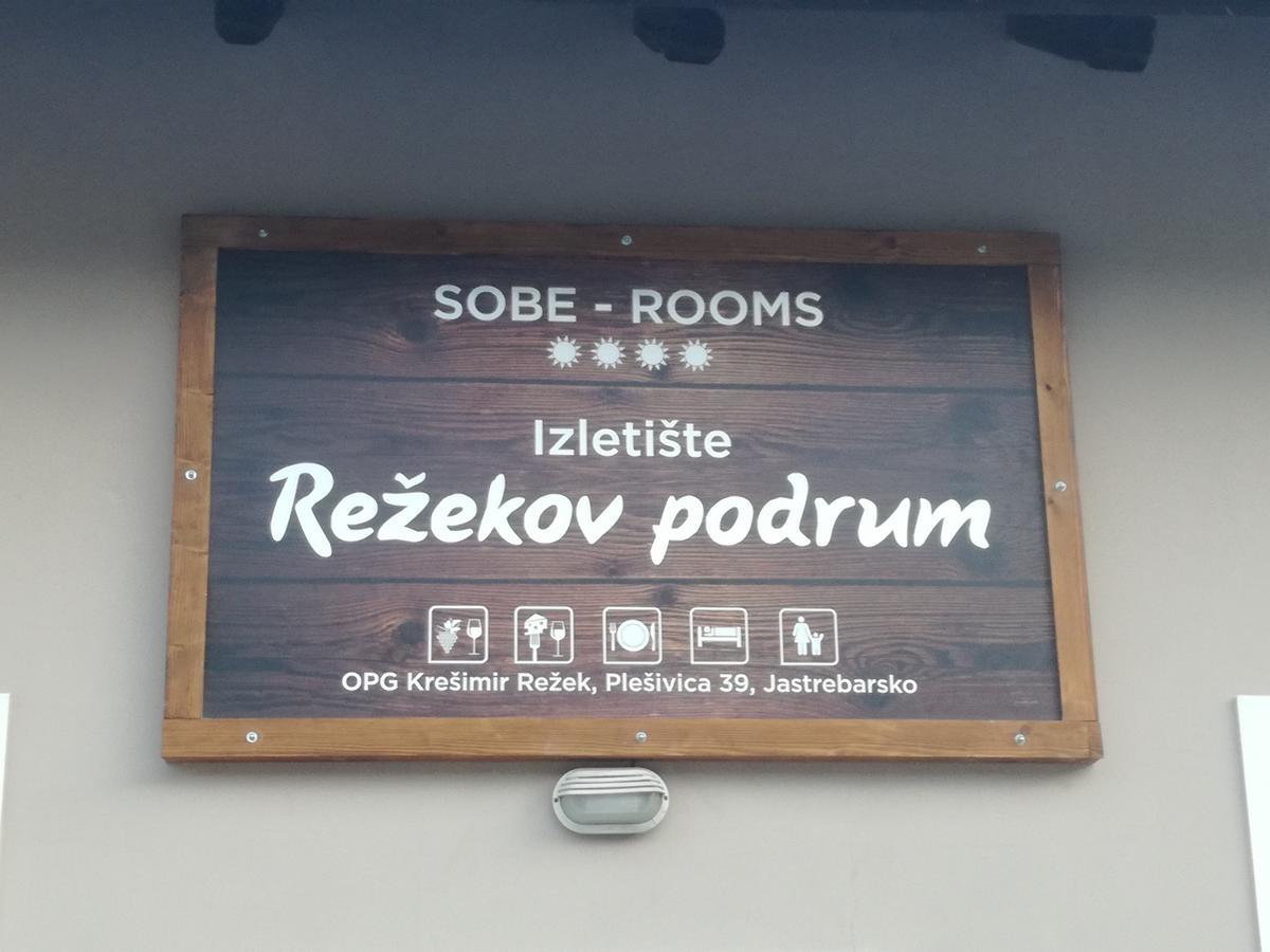 Guesthouse Rezekov Podrum Jastrebarsko Luaran gambar
